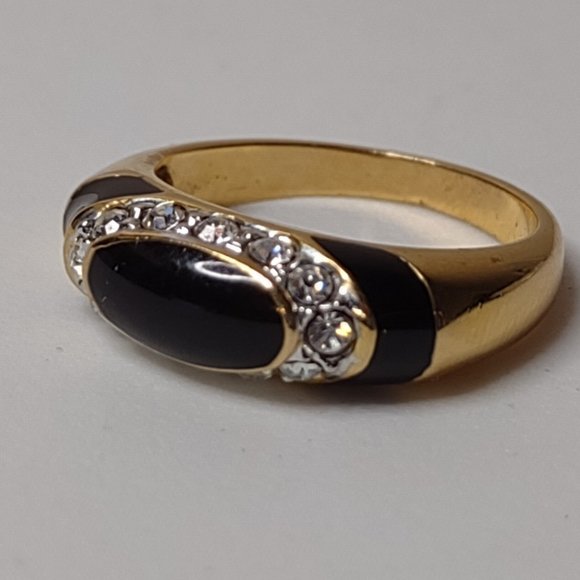 Gold Tone And Black With Clear Rhinestones Size 7 Ring - Picture 1 of 14
